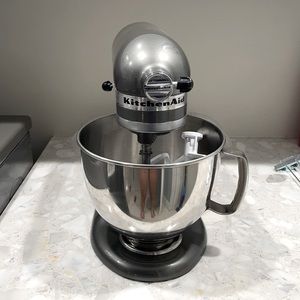 KitchenAid Max Watts 325 - used but in very good condition - grey and silver